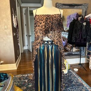 Cute UNIF Cheetah Shirt NWOT